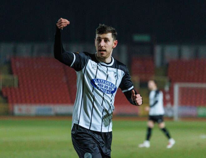 Jack Roles re-called by Crawley Town